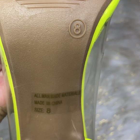 Wild Diva - Neon Yellow Pointy Studded Sexy Stiletto Heels Size 8 - Picture 7 of 8